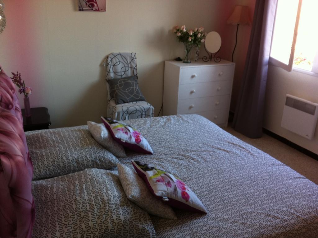 Appartement La Plage En Provence Le Pradet Værelse billede