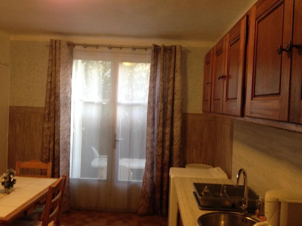 Appartement La Plage En Provence Le Pradet Værelse billede