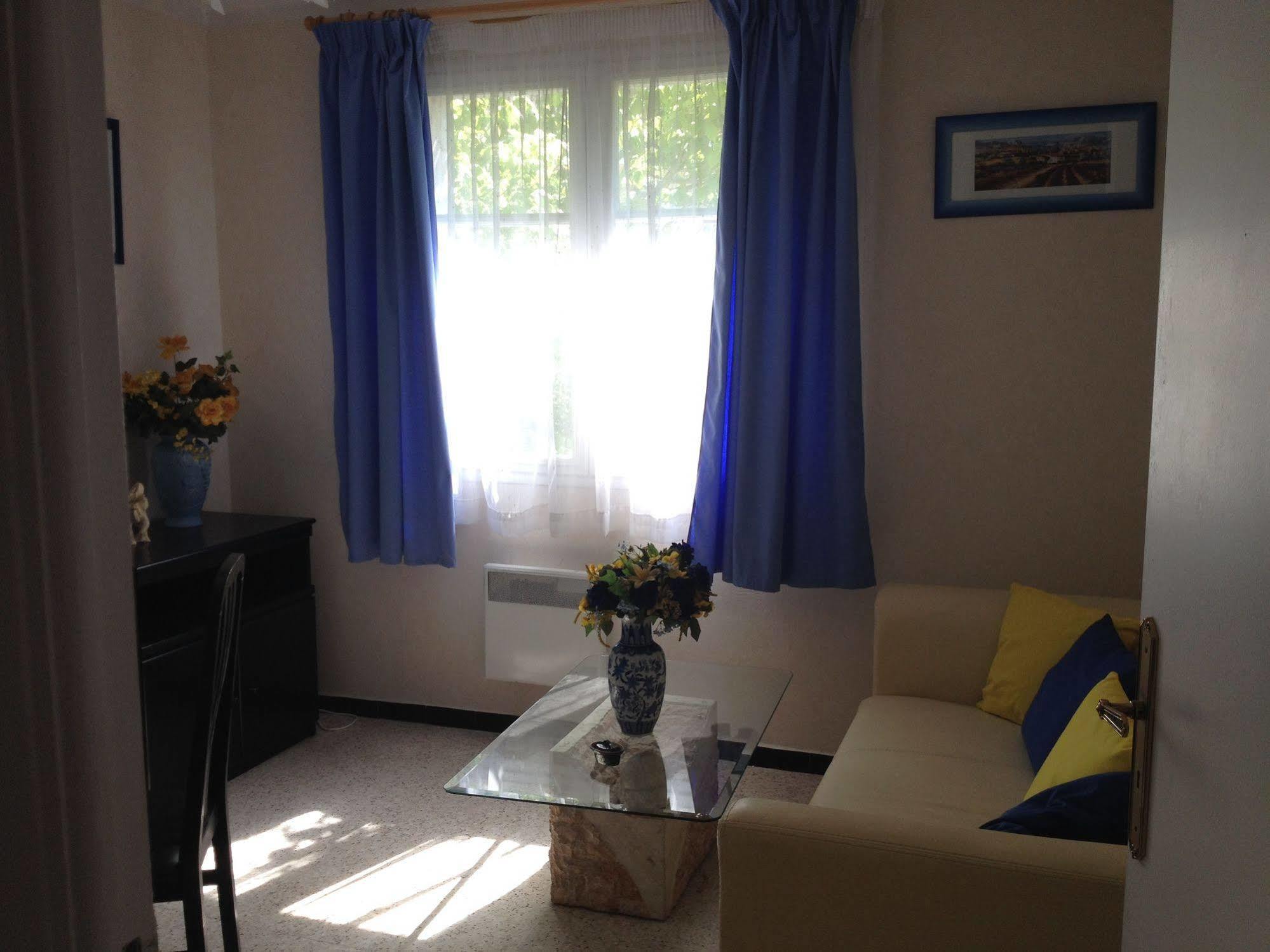 Appartement La Plage En Provence Le Pradet Eksteriør billede